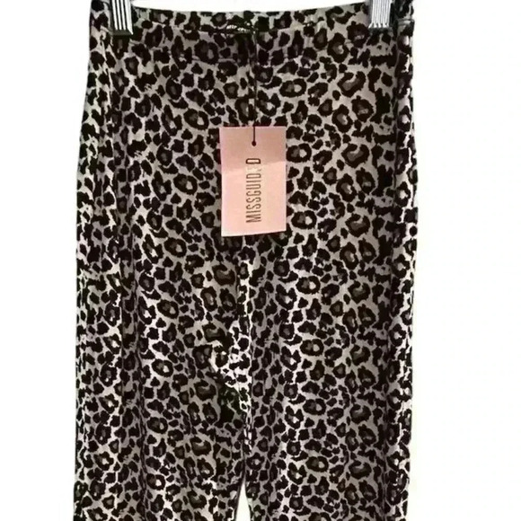 Missguided Women's Size 4 Brown Leopard Print Jersey Flare Pants Casual - Picture 2 of 12